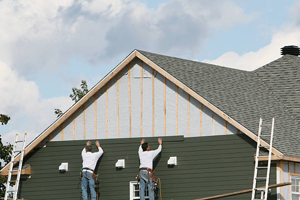 Professional Siding Replacement technician working in Burbank, OH
